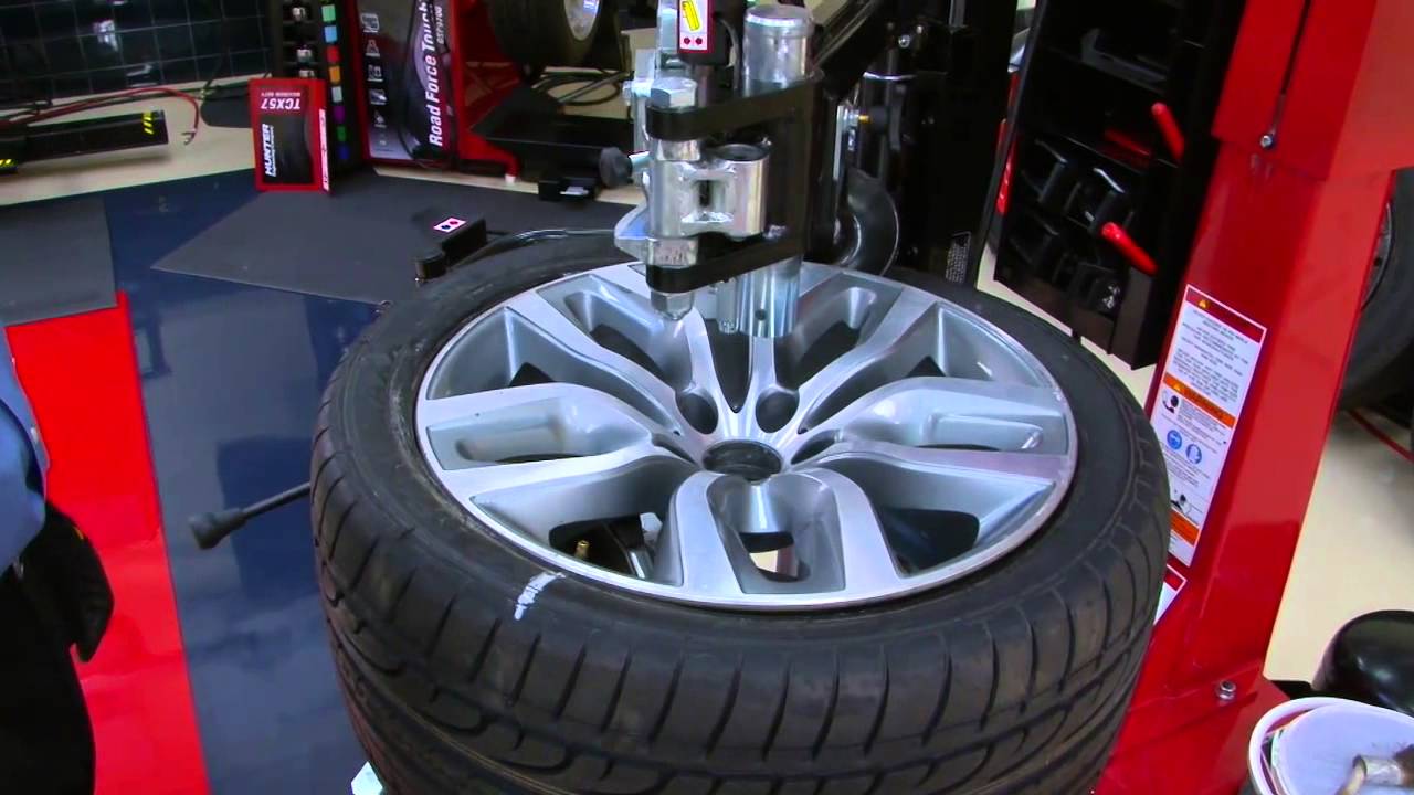 TCX57 Tabletop Tire Changer - Hunter Engineering